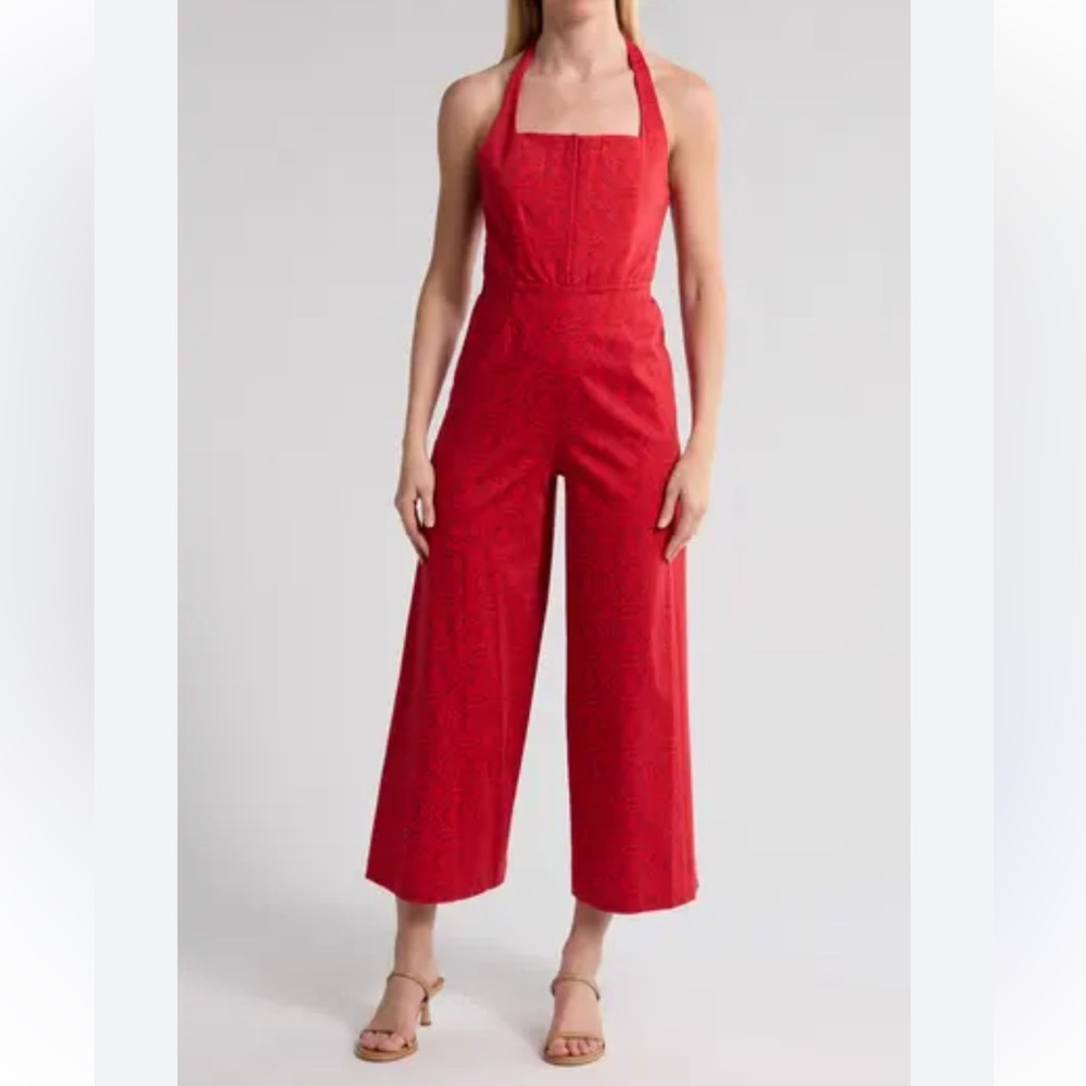 Alice and Olivia red jumpsuit wide leg Aida ankle halter size 8 cropped feminine